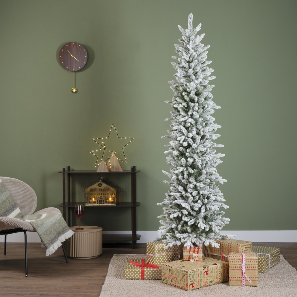 slim kerstboom snowy